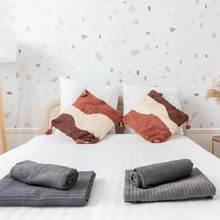 Agreable Et Cosy - Iii *